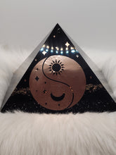 Charger l'image dans la galerie, Orgonite 18x18 cm Shungite,Obsidienne Noire & Tourmaline Noire ✨Livraison incluse✨