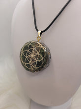 Charger l'image dans la galerie, Pendentif Orgonite -Lodolite