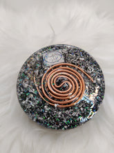 Charger l'image dans la galerie, Orgonite Fleur de vie- Jaspe africain & Tourmaline rose