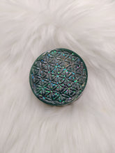 Charger l'image dans la galerie, Orgonite Fleur de vie-Quartz vert