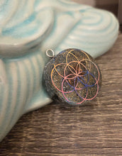 Charger l'image dans la galerie, Pendentif Orgonite ✨️Graine de vie✨️