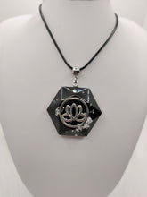 Charger l'image dans la galerie, Pendentif Shungite-Lotus