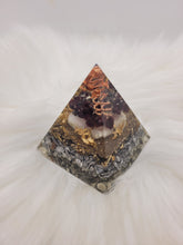 Charger l&#39;image dans la galerie, Orgonite 6x6 cm -Chrysoprase
