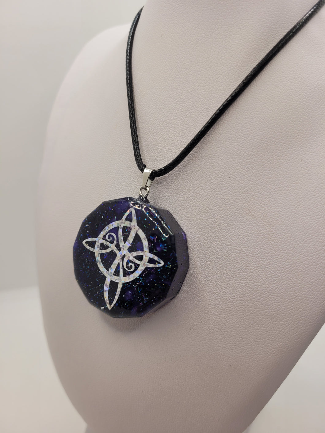 Pendentif Orgonites-Angélite  🧙✨ Noeud de Sorcière