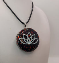 Charger l&#39;image dans la galerie, Pendentif  Orgonite -Tourmaline Noire
