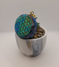 Charger l&#39;image dans la galerie, Symbole Fleur de vie -Labradorite &amp; Sodalite
