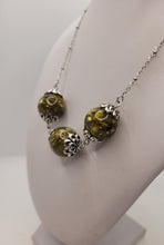 Charger l'image dans la galerie, Chic Orgonites collection Élégance - Temple solaire
