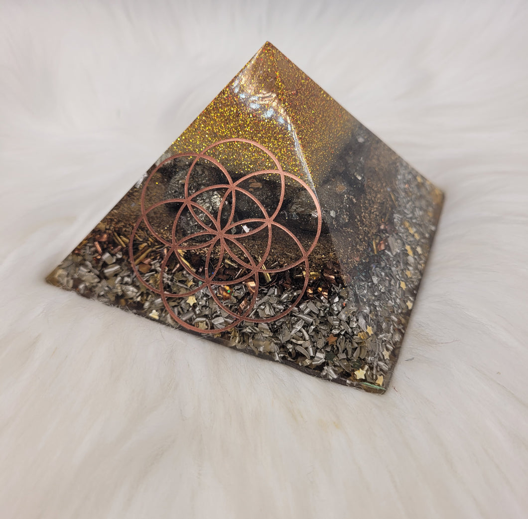 Orgonite 9x9 cm - Pyrite