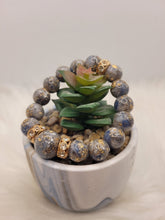 Charger l'image dans la galerie, Bracelet Orgonite- 𝑺𝒐𝒊𝒔 𝓐𝒎𝒐𝒖𝒓 🤍✨💙
