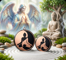 Charger l'image dans la galerie, Pendentif Orgonite Bouclier de protection énergétique Bouddha &amp; cube de l'univers
