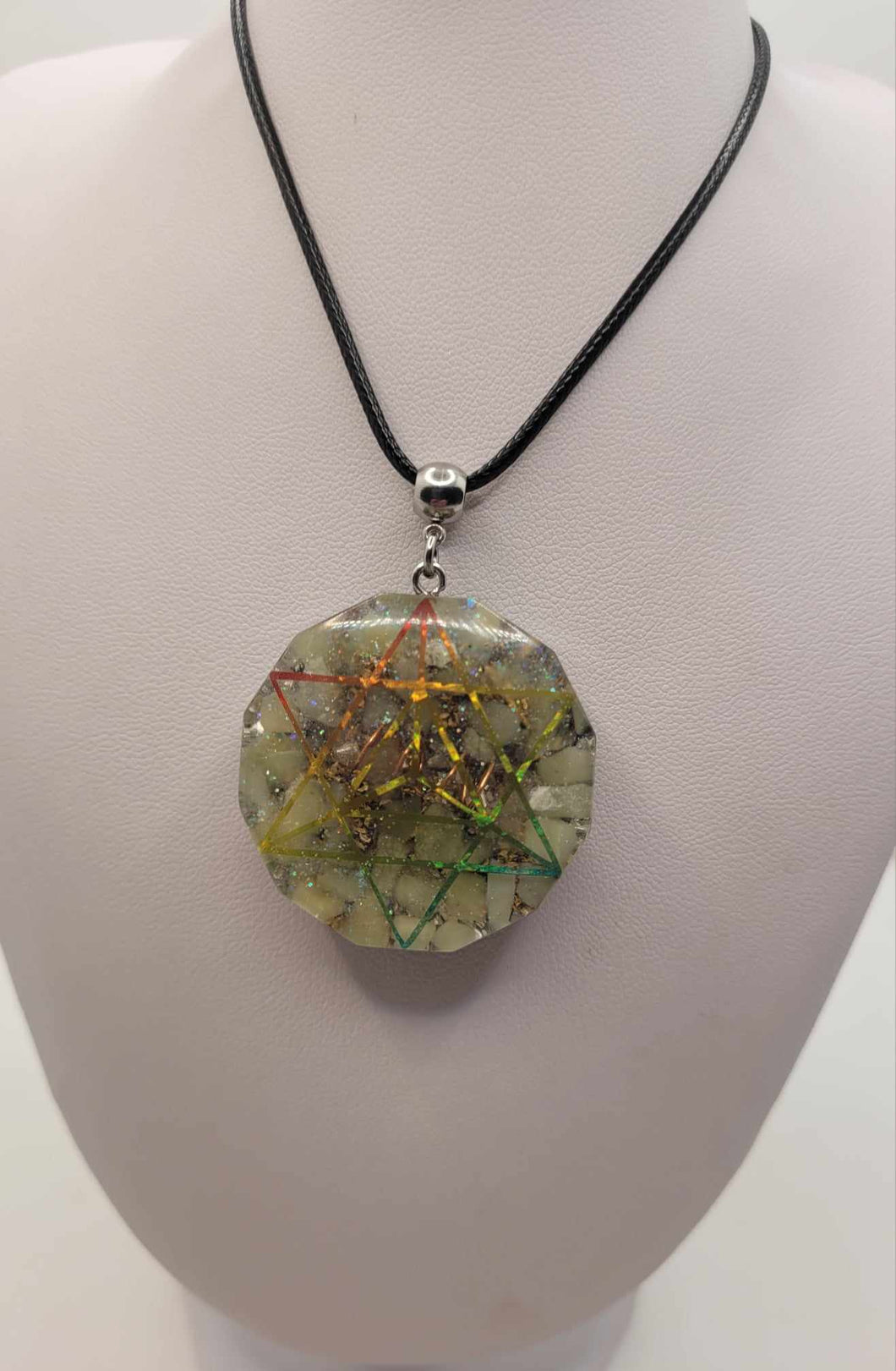 Pendentif Orgonite 3.5 cm  -Opal jaune