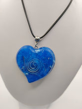 Charger l&#39;image dans la galerie, Pendentif Orgonite Coeur-Lapis Lazuli
